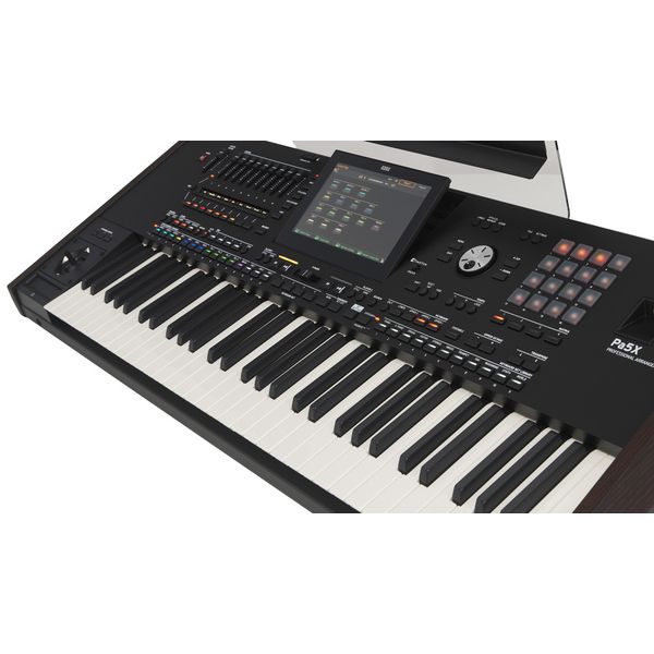 Korg PA-5X 61 International